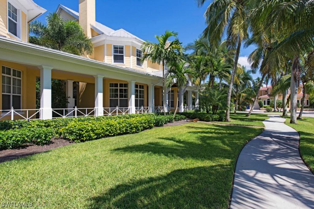 391 6th Ave., Naples, FL 34102