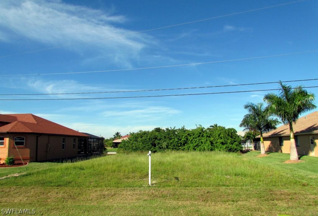 2216 SE 20th Ave., Cape Coral, FL 33990