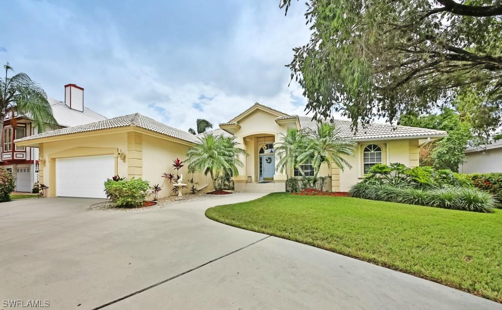 1550 Chesapeake Ave., Naples, FL 34102