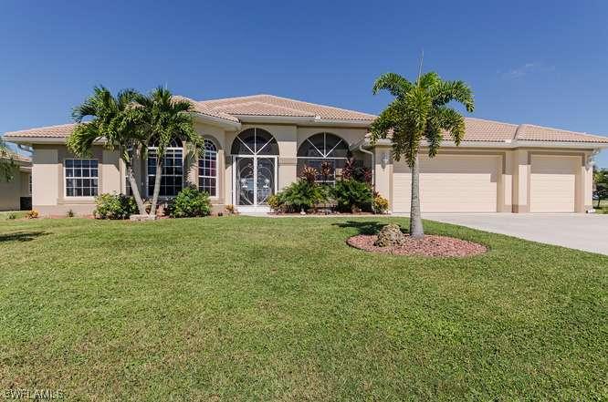18534 Royal Hammock Blvd., Naples, FL 34114