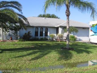 2120 SE 4th St., Cape Coral, FL 33990