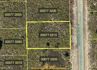 646 Vasser Ave., Lehigh Acres, FL 33974