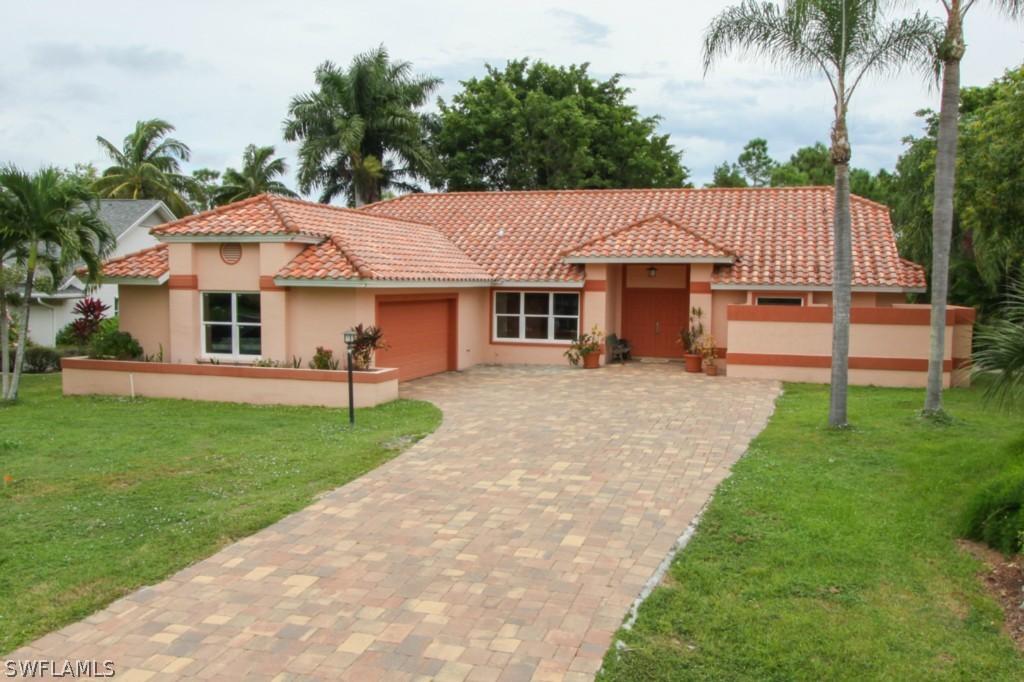 6609 Willow Lake Cir., Fort Myers, FL 33966