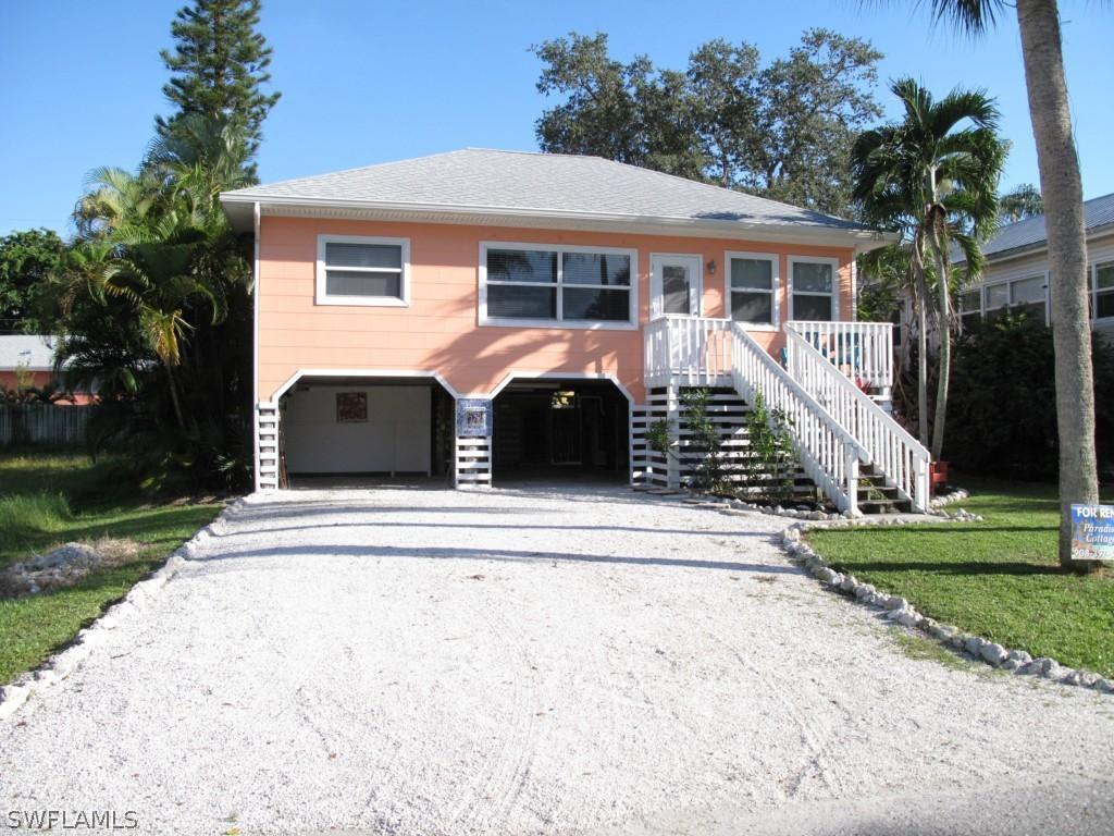 126 Coconut Dr., Fort Myers Beach, FL 33931