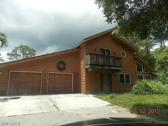 4880 Tallowood Way, Naples, FL 34116