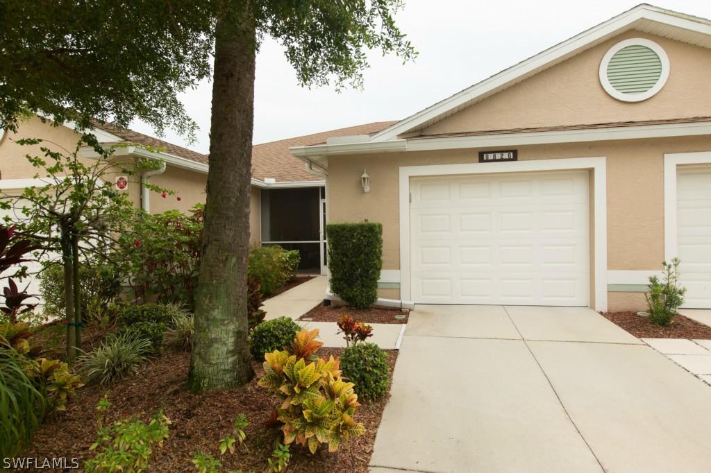 9826 Diamond Head Ln., Fort Myers, FL 33919