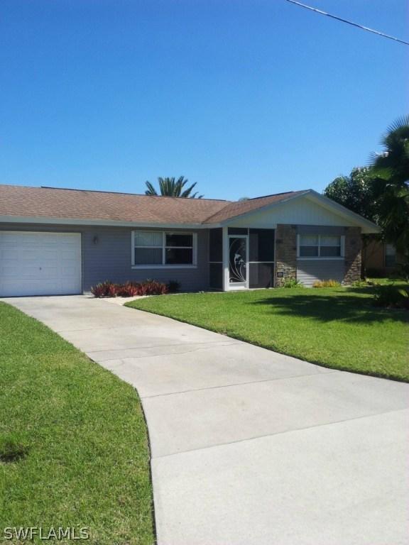 1027 SE 17th Ave., Cape Coral, FL 33990