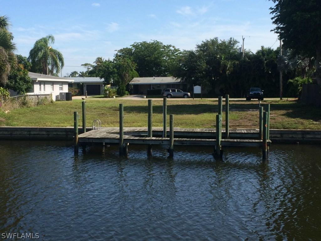 1110 Lenox Ct., Cape Coral, FL 33904