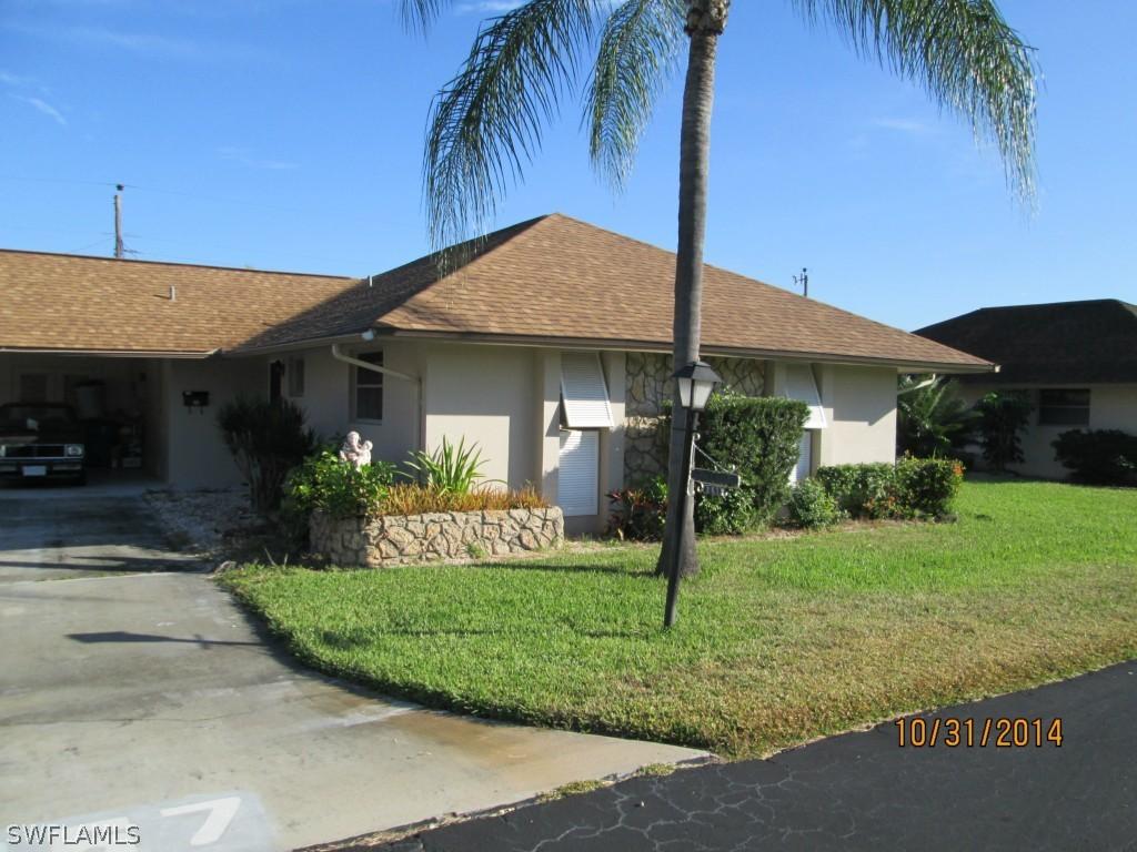 267 Briar Ct., Lehigh Acres, FL 33936