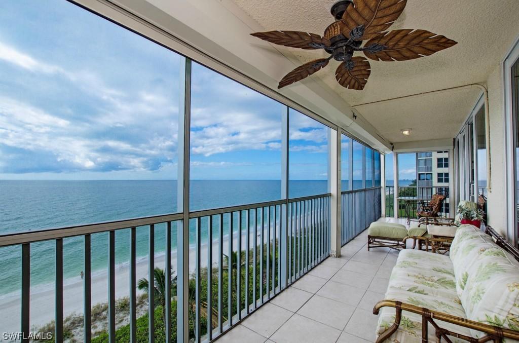 10691 Gulf Shore Dr. #802, Naples, FL 34108