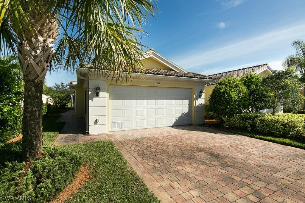 7605 Rozzini Ln., Naples, FL 34114