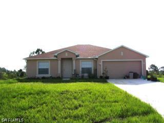 951 Edgerton Ave., Lehigh Acres, FL 33974
