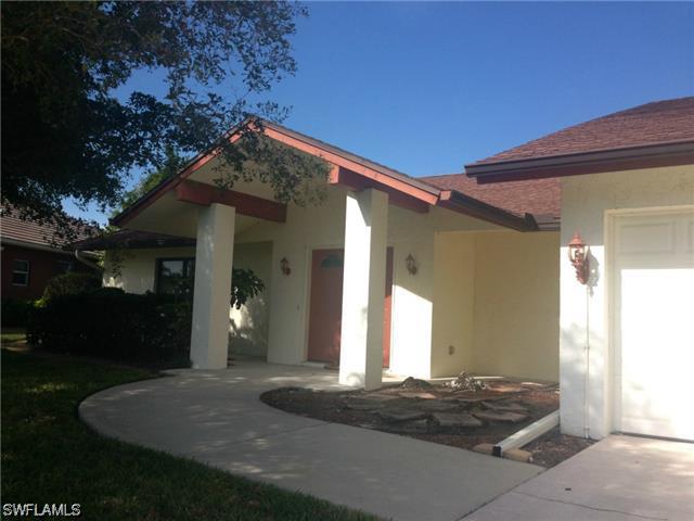 28513 La Pluma Way, Bonita Springs, FL 34135