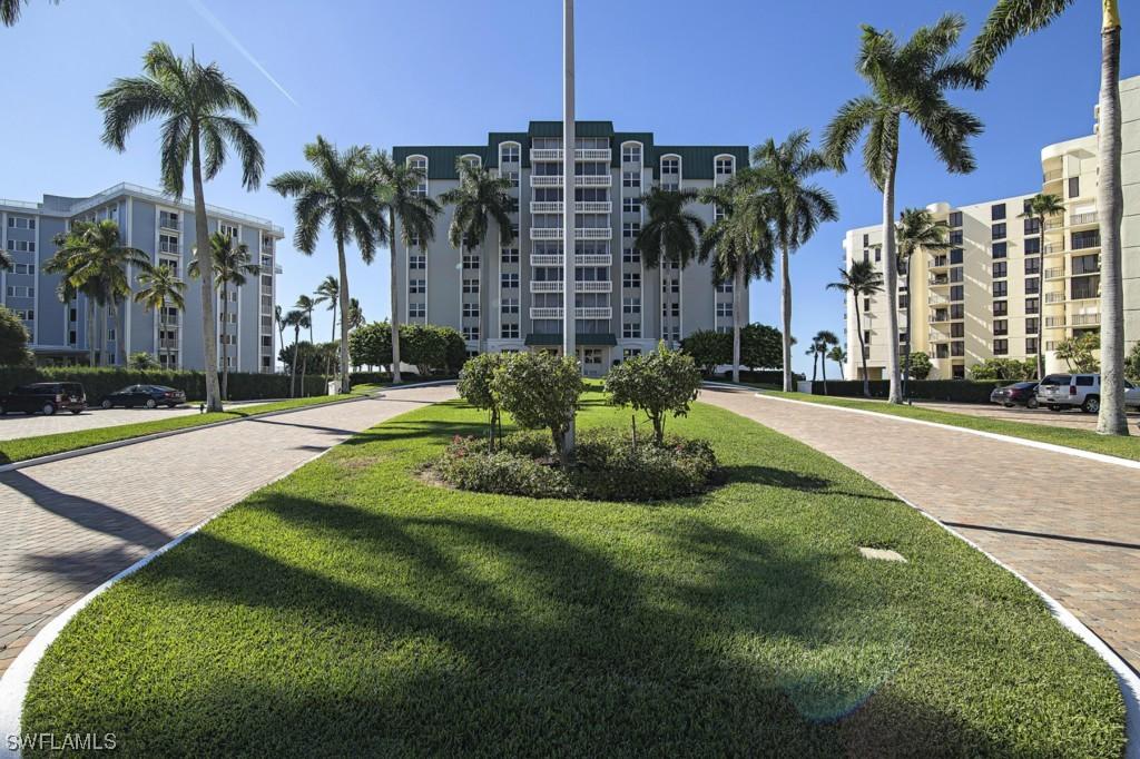 3003 Gulf Shore Blvd. #504, Naples, FL 34103