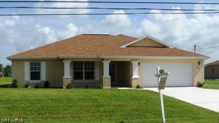 3323 Gulfstream Pkwy., Cape Coral, FL 33993