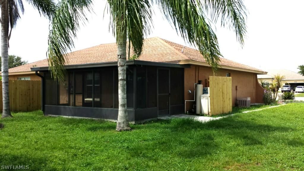 681 Bell Blvd., Lehigh Acres, FL 33974