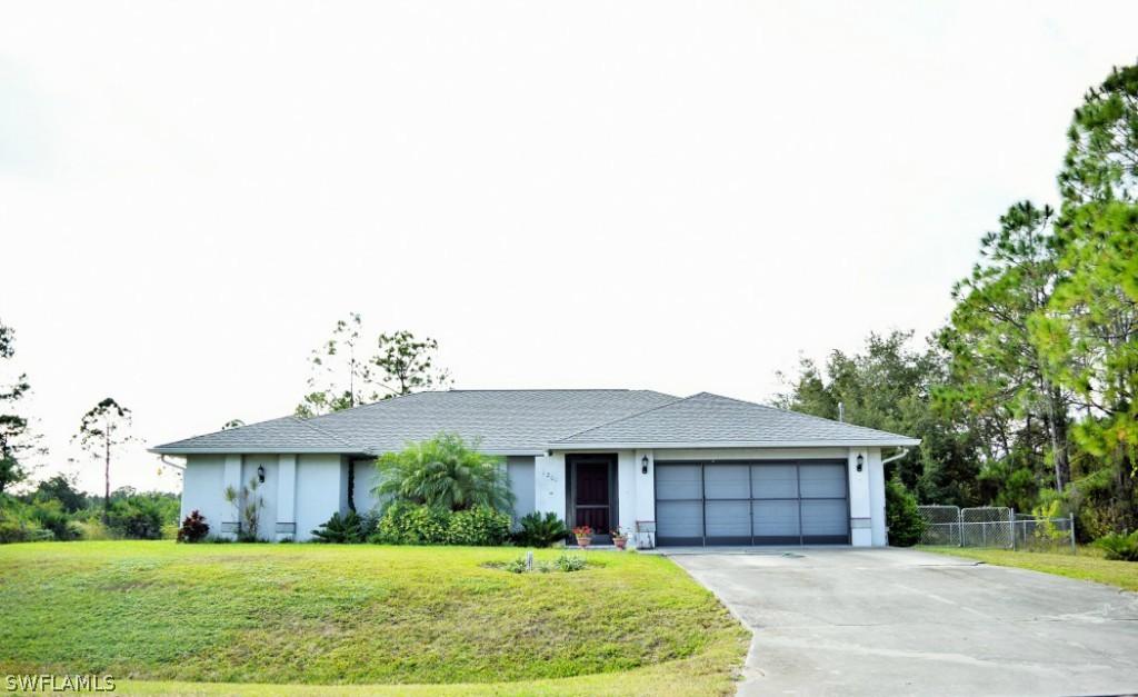 1201 Dayton Ave., Lehigh Acres, FL 33972