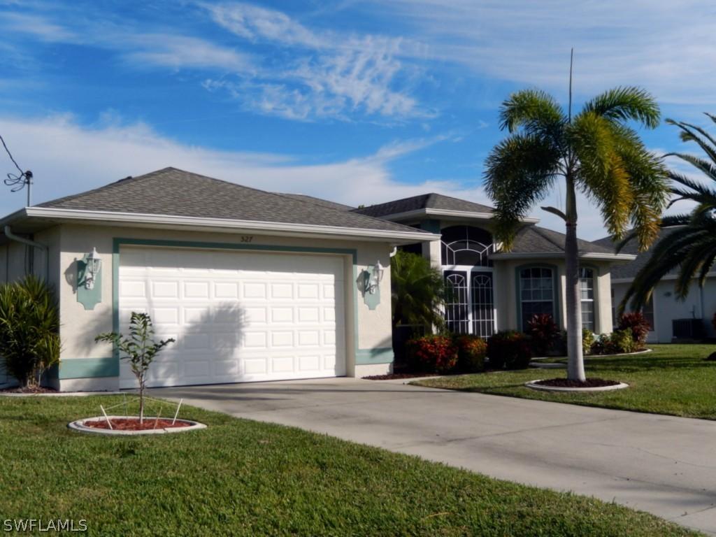 527 SW 43rd Ln., Cape Coral, FL 33914