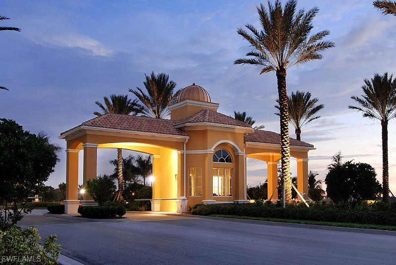 8117 Xenia Ln., Naples, FL 34114