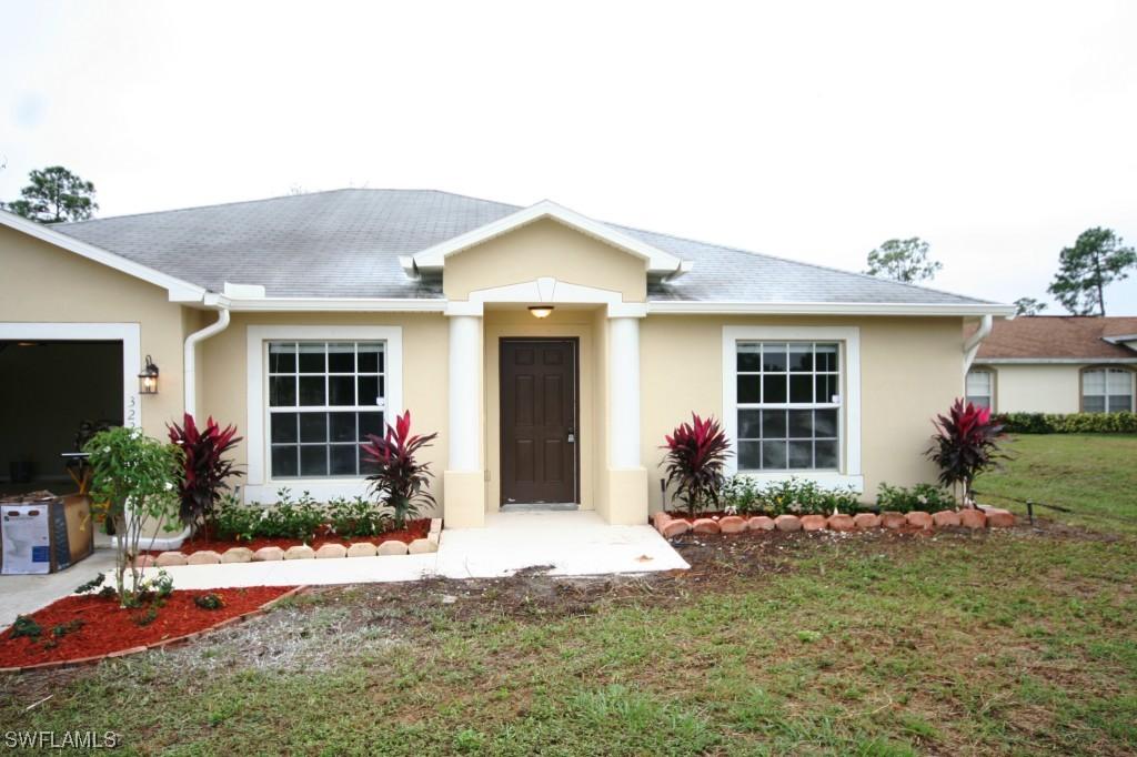 3220 43rd Ave., Naples, FL 34120