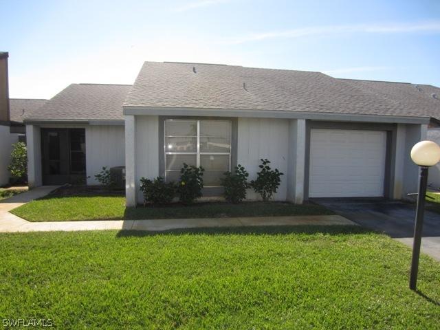 9801 Maplecrest Cir., Lehigh Acres, FL 33936