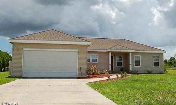 1517 Crestwood Cir., Lehigh Acres, FL 33936