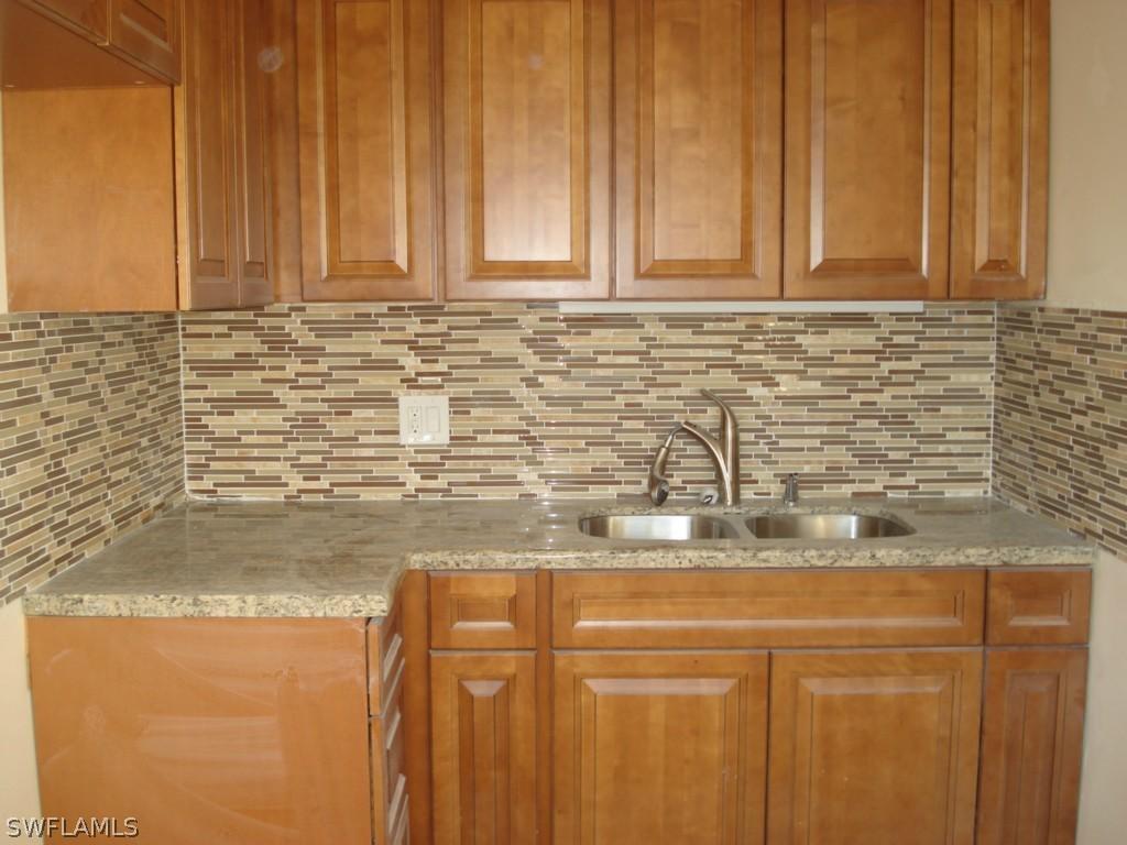 711 Fillmore Ave., Lehigh Acres, FL 33936