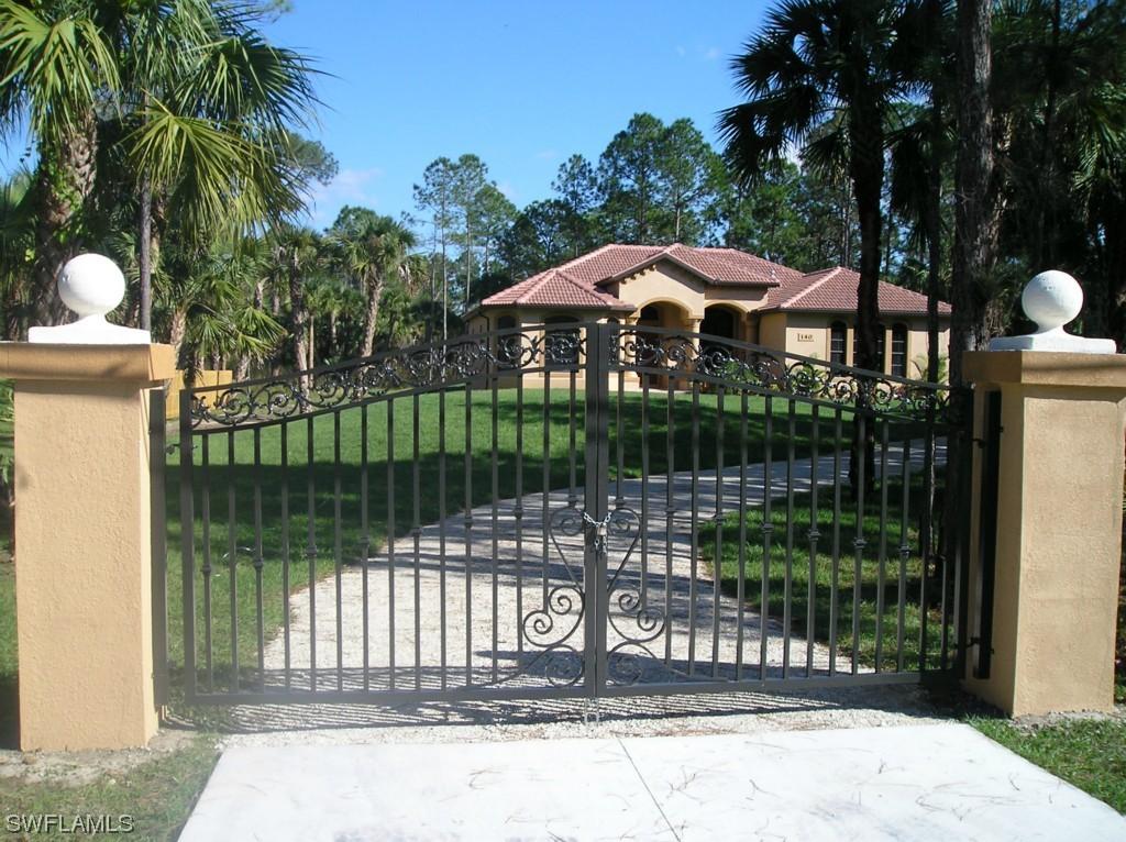 140 3rd St., Naples, FL 34117