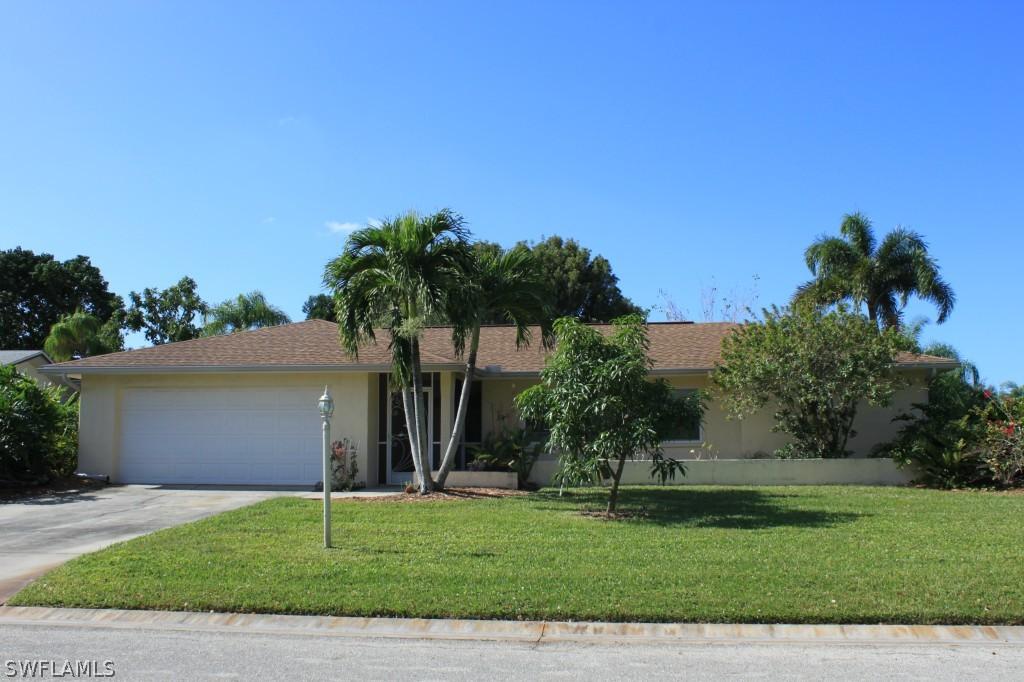 5589 Amoroso Dr., Fort Myers, FL 33919