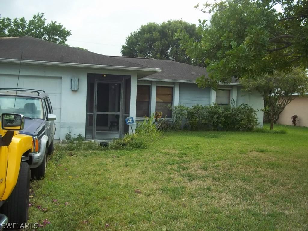 530 SE Van Loon Ter., Cape Coral, FL 33990