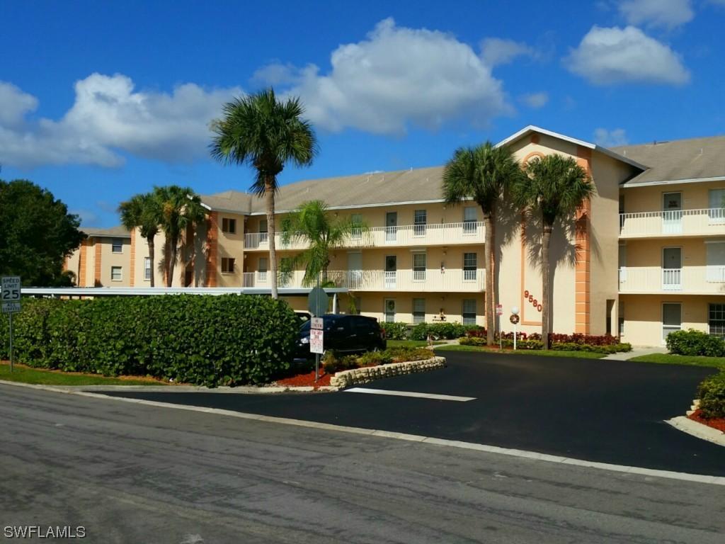 9580 Victoria Ln. #207, Naples, FL 34109