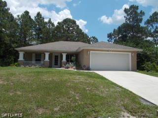 645 Ivanhoe Ave., Lehigh Acres, FL 33974