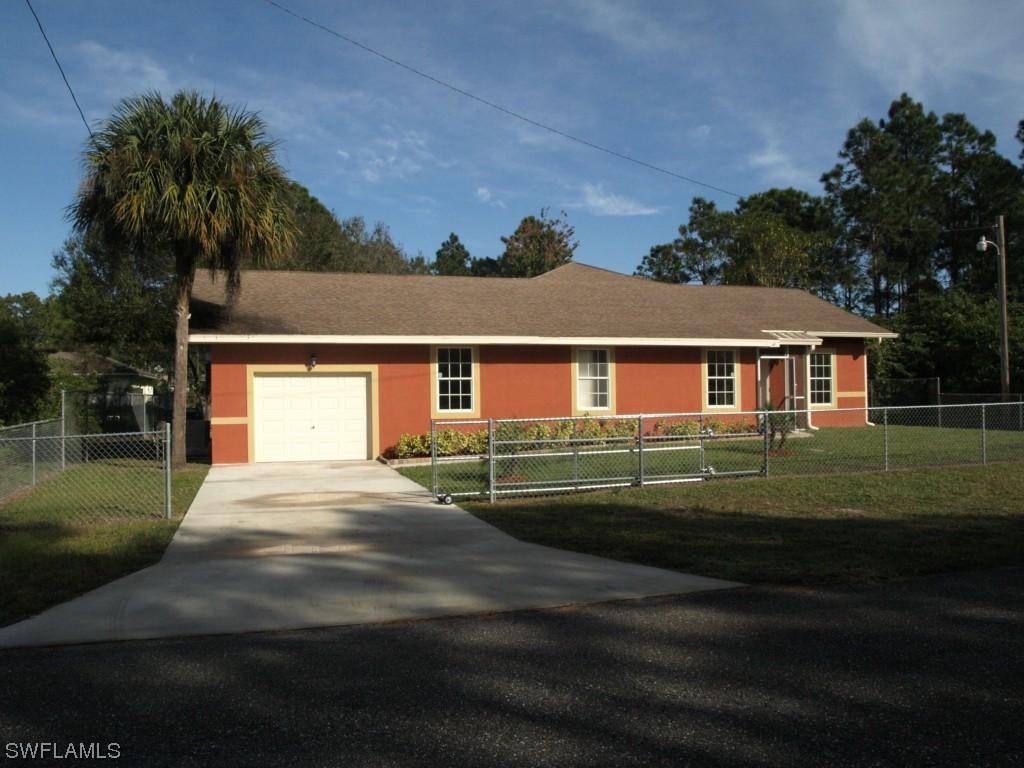 1237 Claremont St., Lehigh Acres, FL 33974