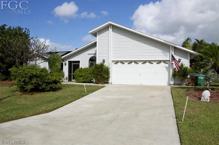 4903 SW 11th Pl., Cape Coral, FL 33914