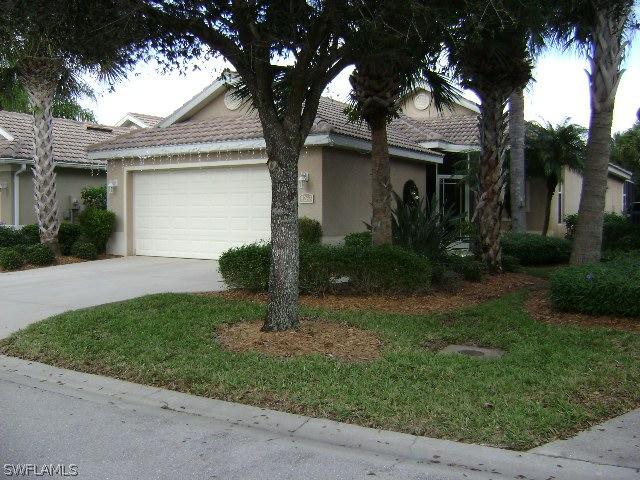 8263 Woodridge Pointe Dr., Fort Myers, FL 33912