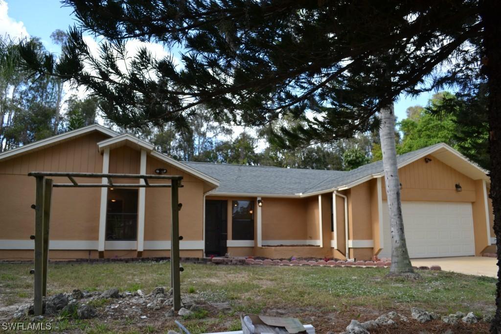 17380 Phlox Dr., Fort Myers, FL 33967
