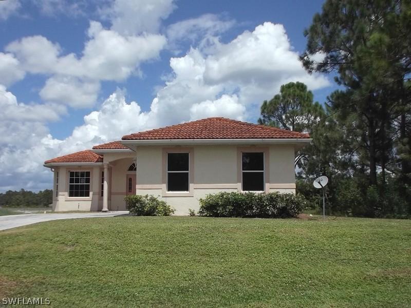 1241 Antonio St., Lehigh Acres, FL 33974