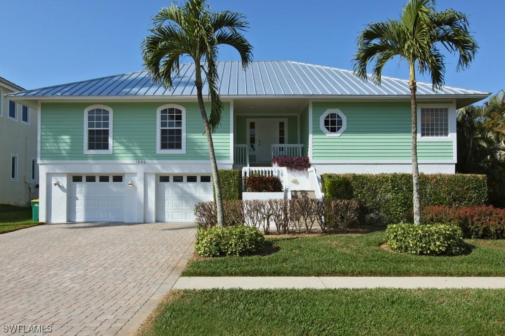 1240 Stone Ct., Marco Island, FL 34145