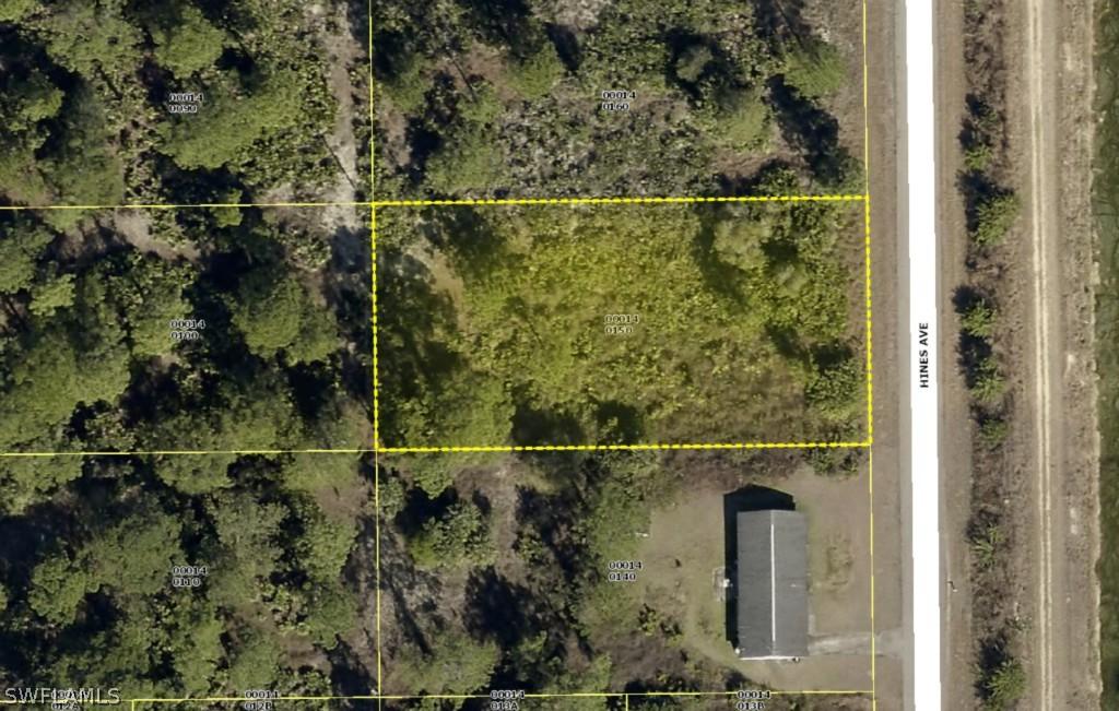 105 Hines Ave., Lehigh Acres, FL 33936