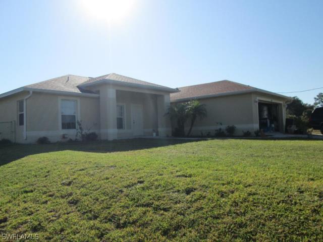 1610 Wellington Ave., Lehigh Acres, FL 33972