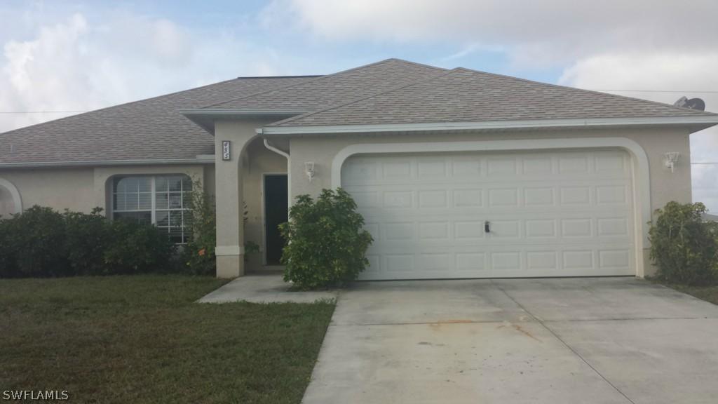 435 NW 4th Ter., Cape Coral, FL 33993