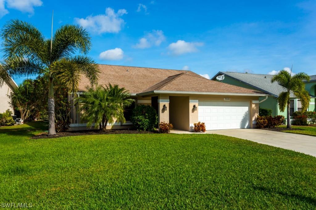 1434 Monarch Cir., Naples, FL 34116