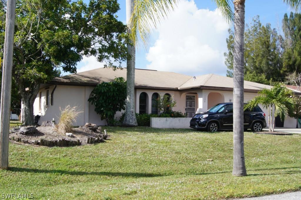 1428 SE 17th Pl., Cape Coral, FL 33990