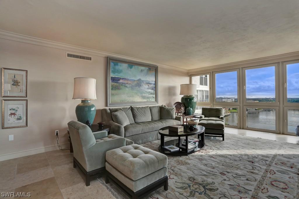4031 Gulf Shore Blvd. #95, Naples, FL 34103