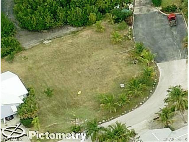 21550 Widgeon Ter., Fort Myers Beach, FL 33931