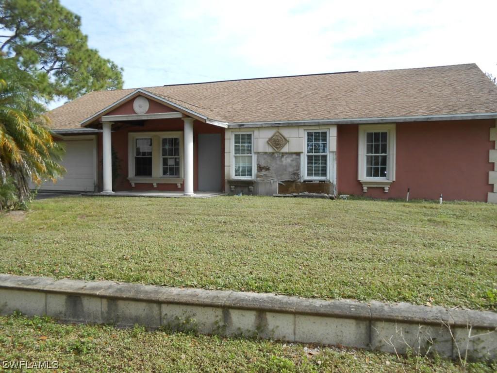 420 15th St., Naples, FL 34117