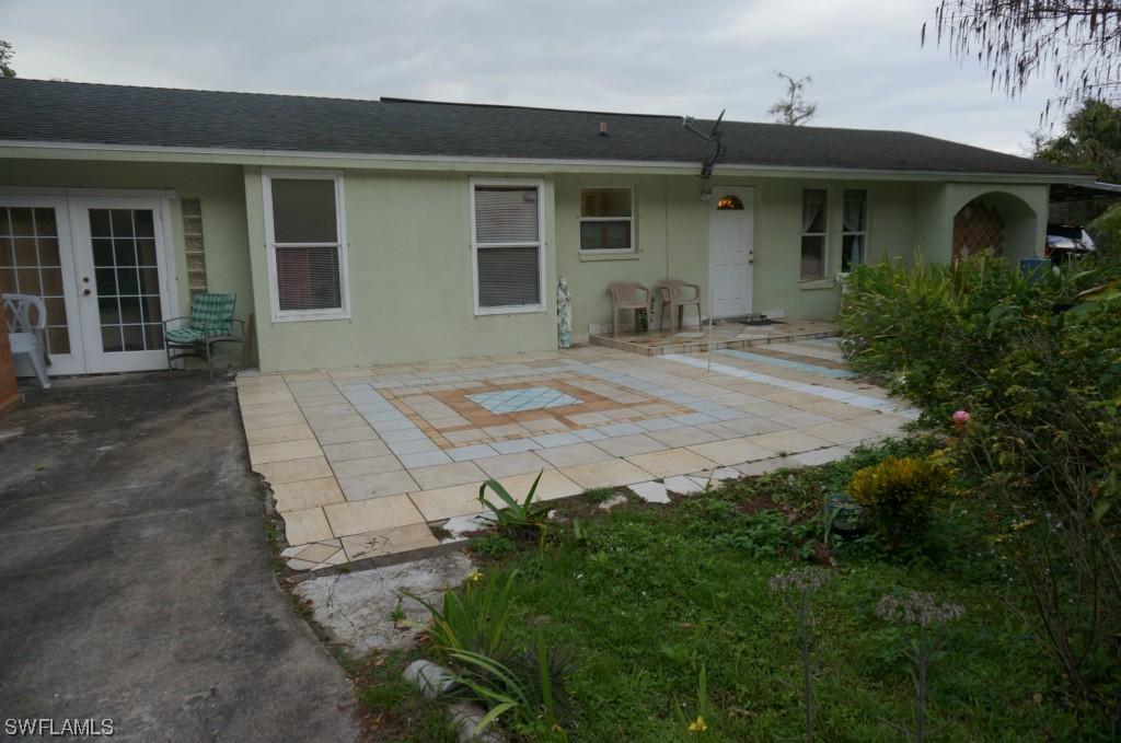 565 6th St., Naples, FL 34117