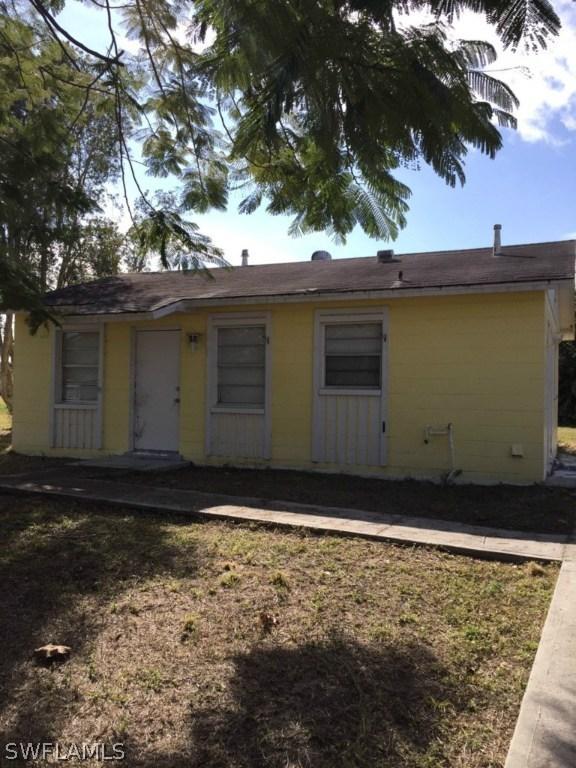 122 Stetson St., Lehigh Acres, FL 33936