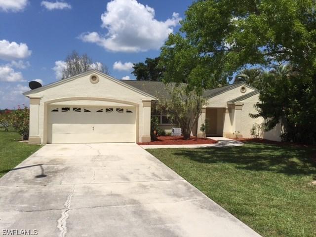 898 Summerfield Dr., Naples, FL 34120