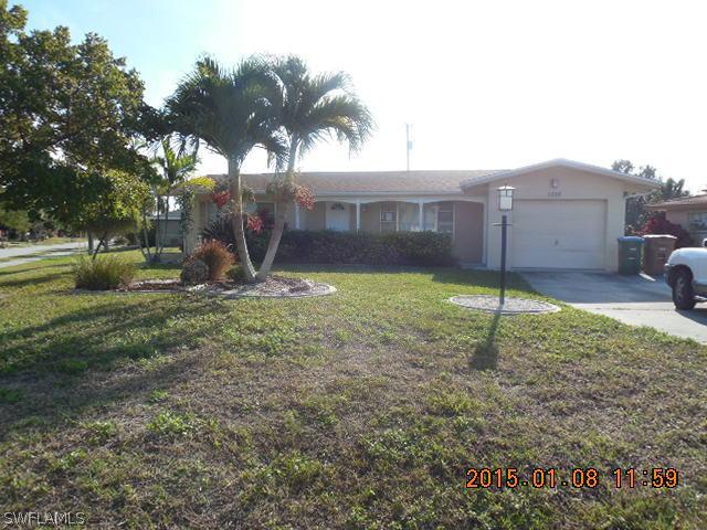 1332 SE 44th St., Cape Coral, FL 33904